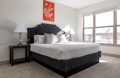 Stay Alfred at Parker House