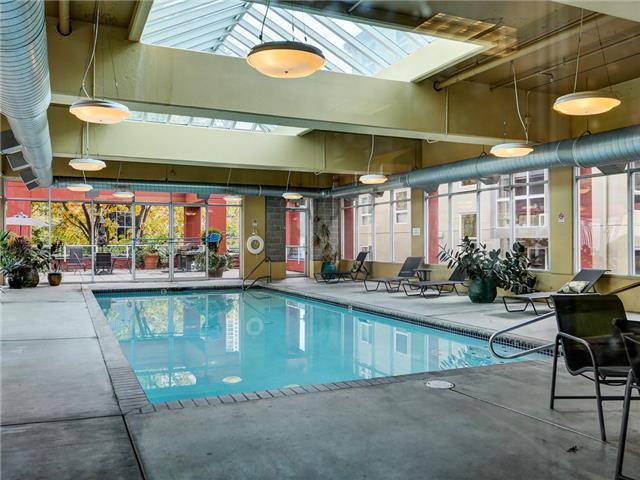 Pool at Centennial Tower by Stay Alfred Pool at Centennial Tower by Stay Alfred