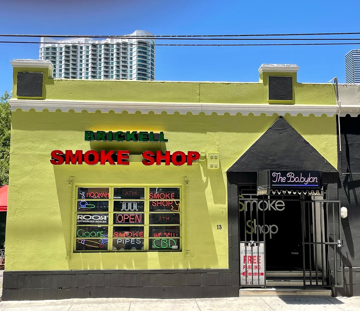 Brickell Smoke Shop aka World of Smoke and Vape
